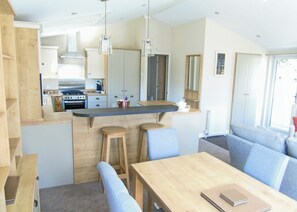 Dining - 1 bedroom accommodation in Chester (Chester)