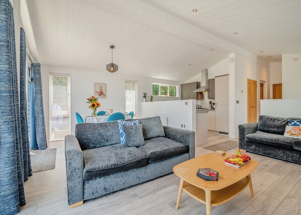 Living area - 2 bedroom accommodation in Cannington (Cannington)