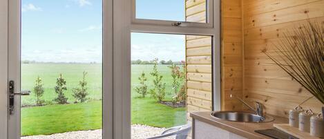 Kjøleskap og brødrister