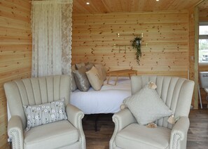 Interior - A quirky pod with one double and shower room. (Bubwith)