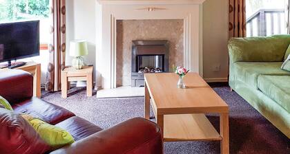 Modern two bedroom lodge, one double and one twin with en suite shower.