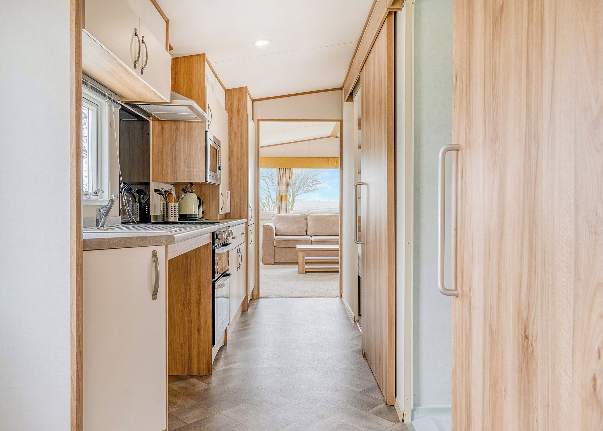 Fridge, oven, stovetop, toaster