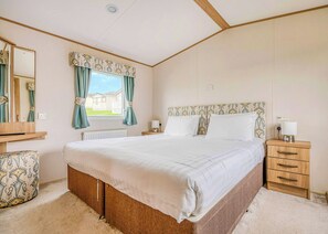Bedroom, Bed - Comfortable spacious caravan with one double and one twin. (Nr St Austell)