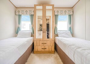 2 bedrooms, wheelchair access