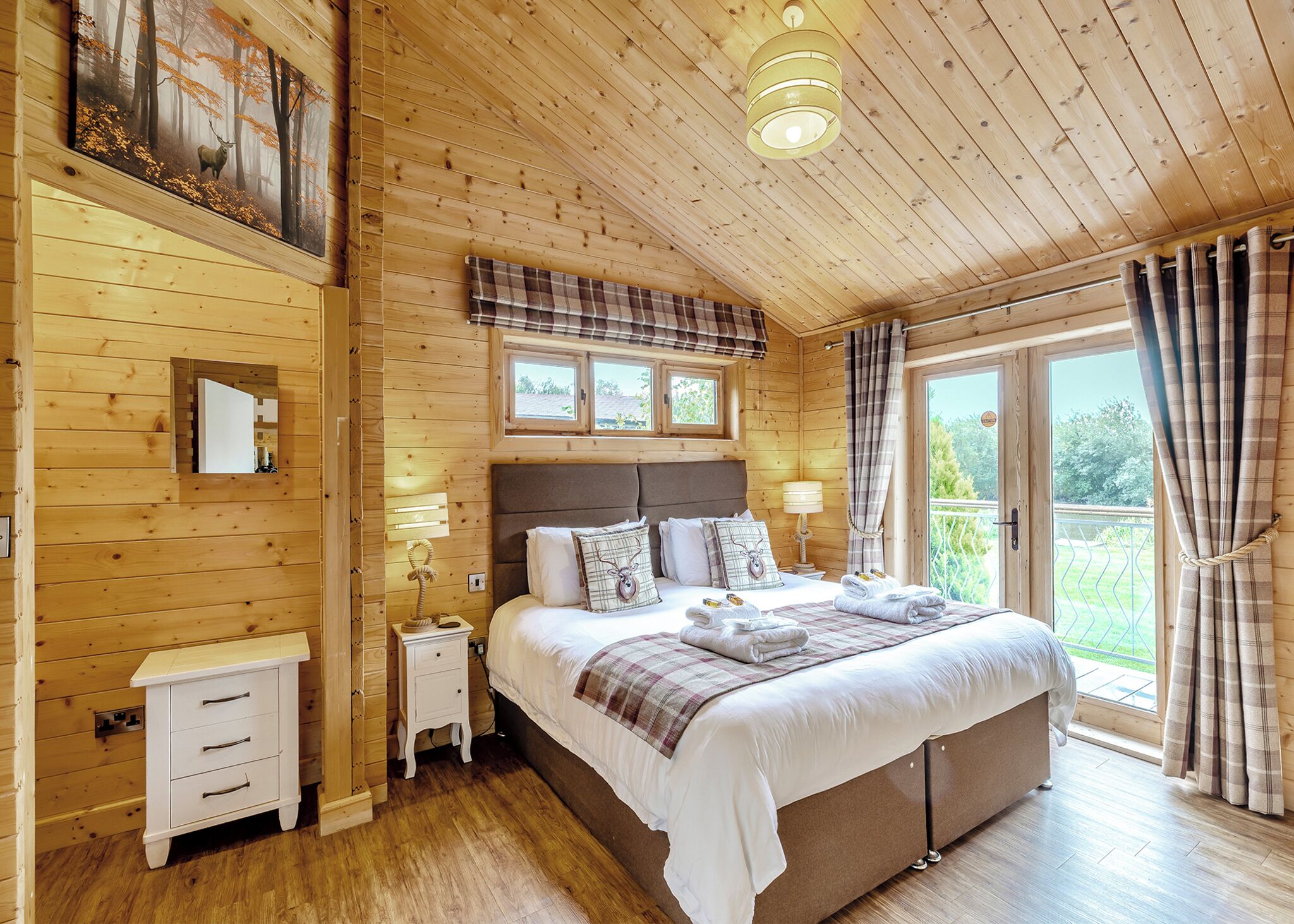 2 bedrooms