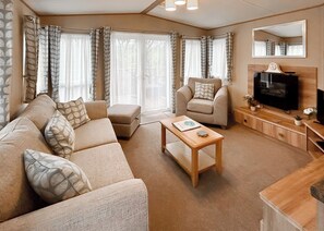 Living area - Country Holiday Home Platinum Four Spa (Tintagel)
