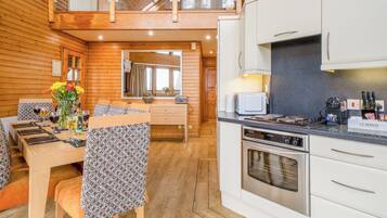 Fridge, oven, stovetop, toaster