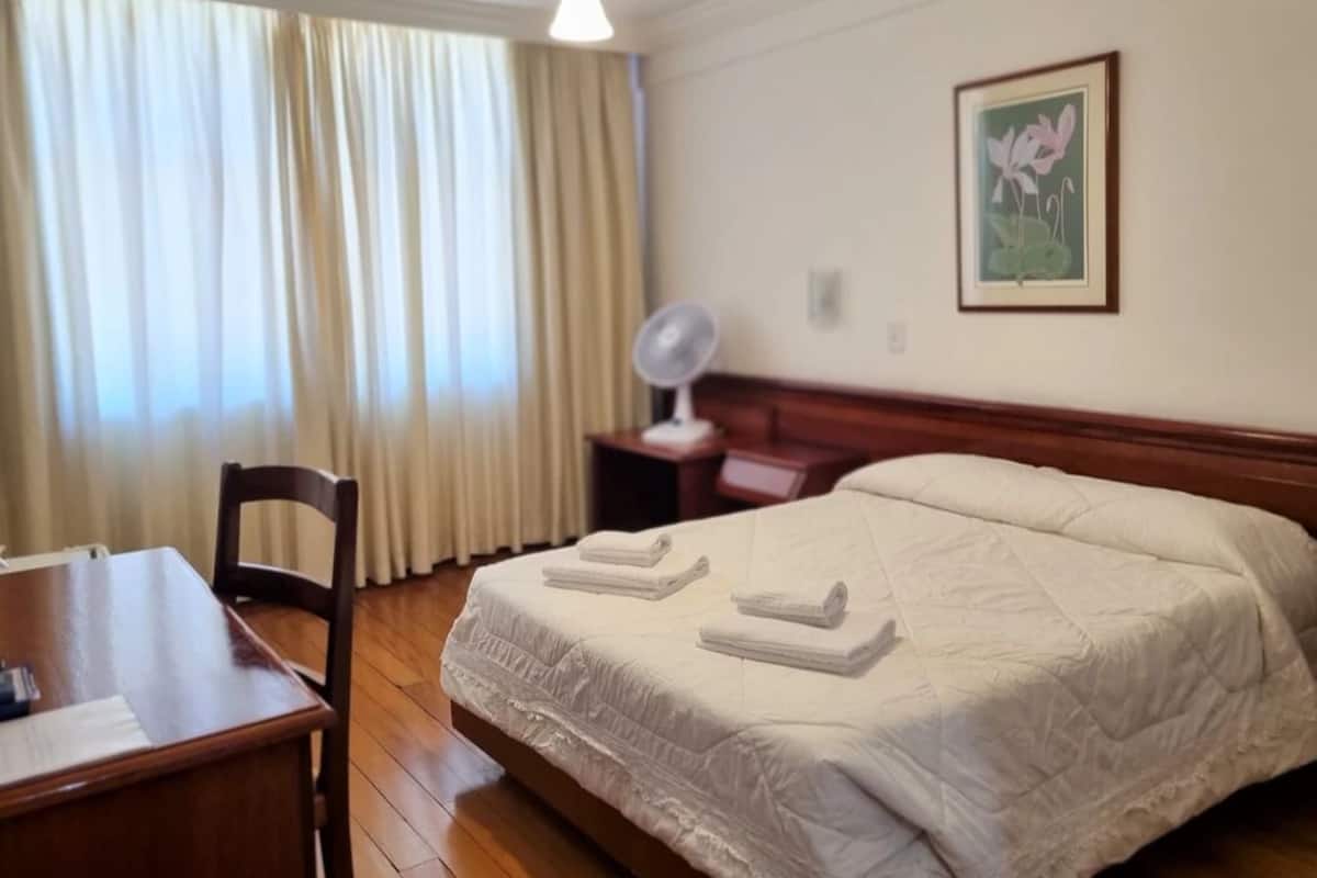 Chambre classique | 1 chambre, minibar, bureau, espace de travail pour ordinateurs portables