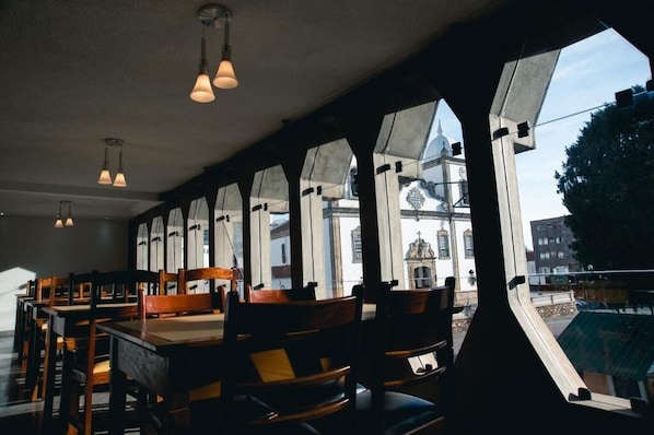Free daily buffet breakfast - Lucape Palace Hotel (Barbacena)