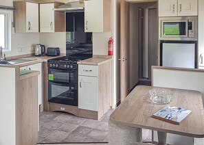 Fridge, oven, stovetop, toaster