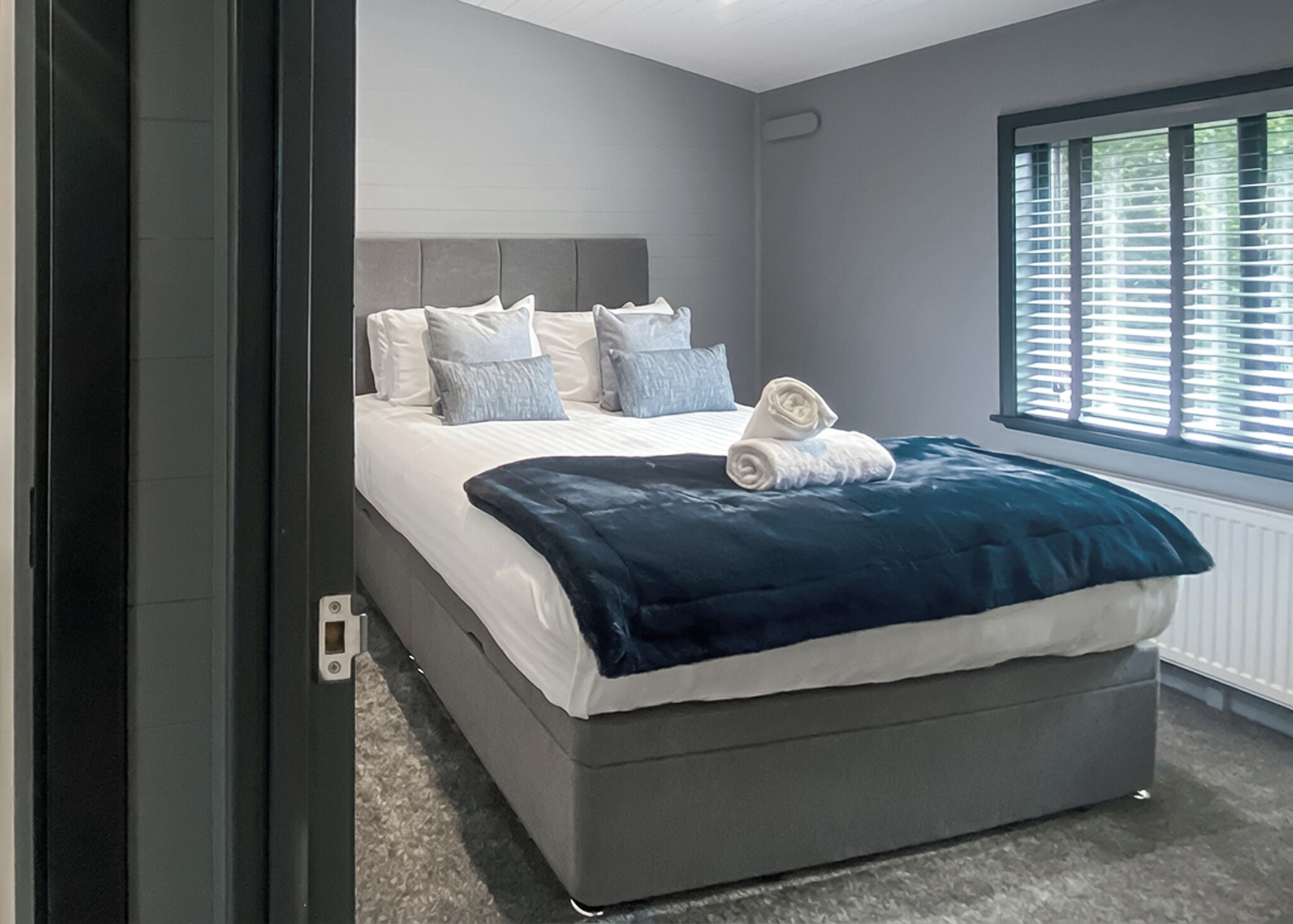 2 bedrooms