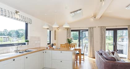 A stunning luxury lodge, perfect for a couples retreat or family break.