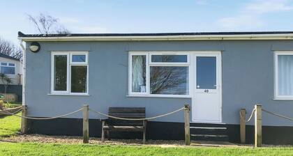 Gold 2 Bedroom Chalet Pet