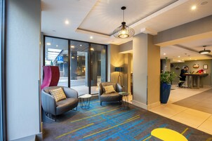 ล็อบบี้เลานจ์