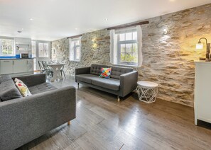 TV - We’ve fused the traditional and the modern together to create Granary Cottage. (Watergate, Looe)