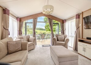Unclassified image, 4 of 15, button - Holiday Home with one double and one twin bedroom. (Axminster)
