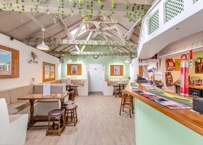 Bar (på overnatningsstedet)