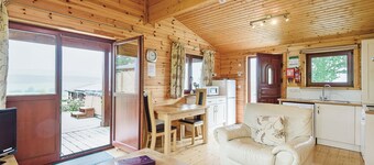 This luxurious lodge is the perfect retreat for spoiling someone special.