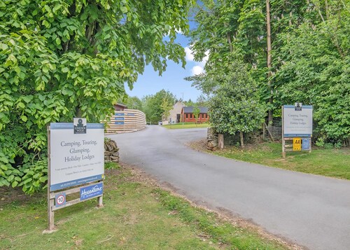 Bakewell Deluxe Lodge