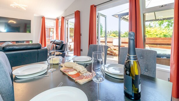 Dining - Bakewell Deluxe Lodge (Longnor, Nr. Buxton)
