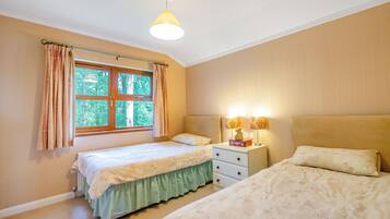 2 bedrooms, WiFi (free)