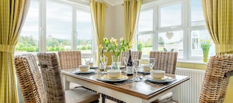 3 bedroom accommodation in Beetley, Dereham