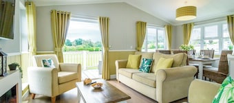 3 bedroom accommodation in Beetley, Dereham
