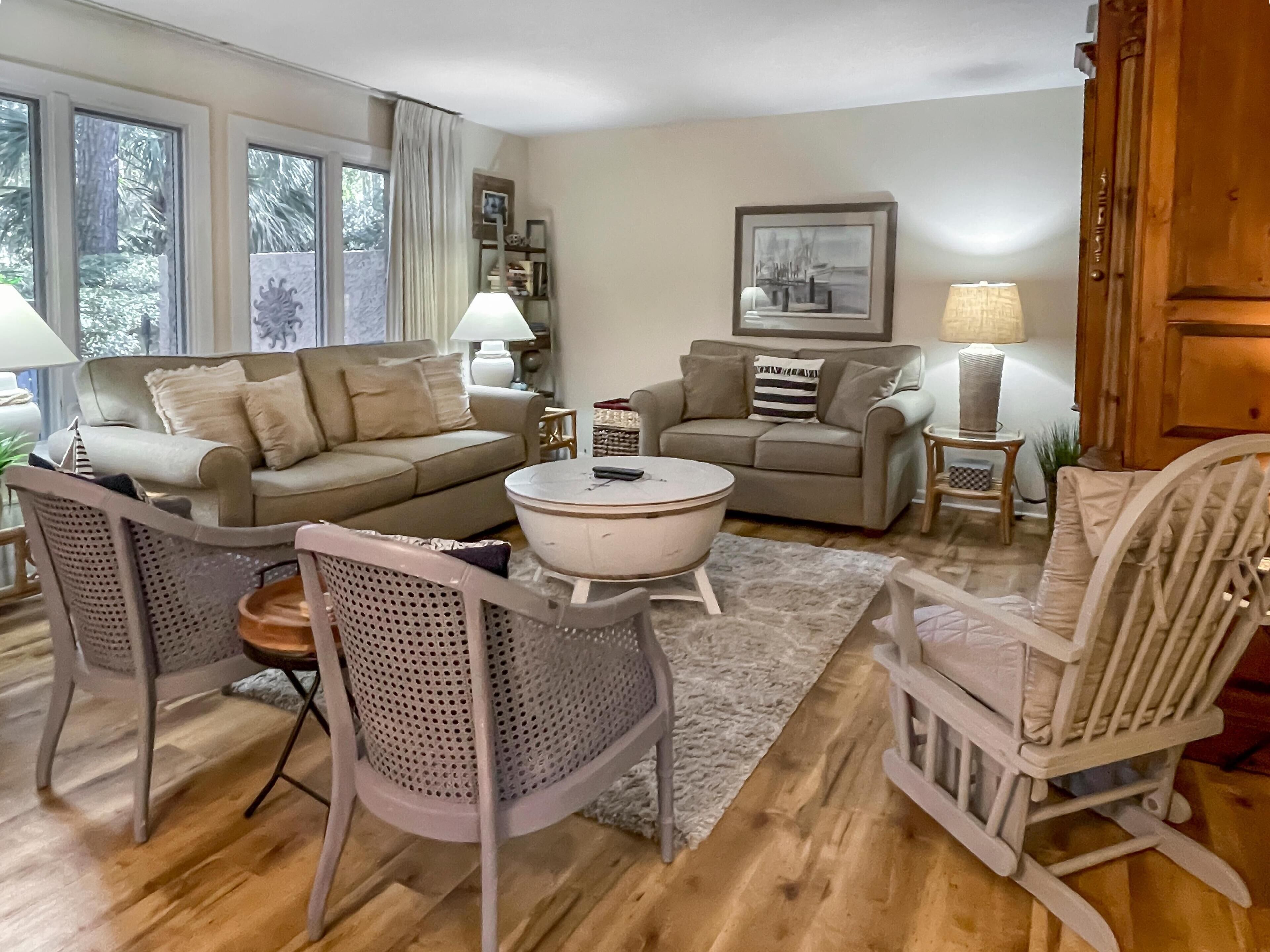 Spacious 1-Bed Villa with private patio, Sleeps 4 in the heart of Sea Pines