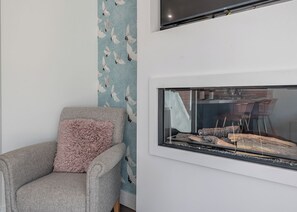 Interior - Stunning cottage with one king-size double. (Orby)