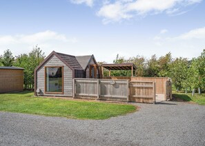 Exterior - 1 bedroom accommodation in Great Busby (Great Busby)