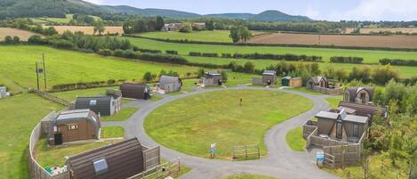 المنطقة المحيطة بالمنشأة