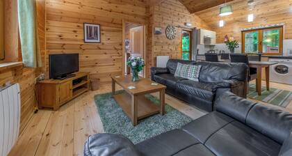 2 bedroom accommodation in Ellesmere