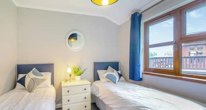 3 bedroom accommodation in Alyth, Perthshire