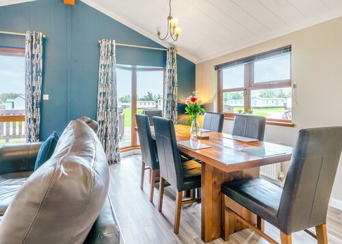 3 bedroom accommodation in Alyth, Perthshire