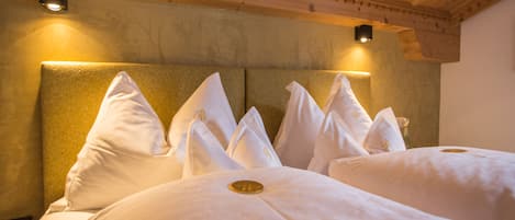 6 Schlafzimmer, Zimmersafe, kostenloses WLAN, BettwÀsche