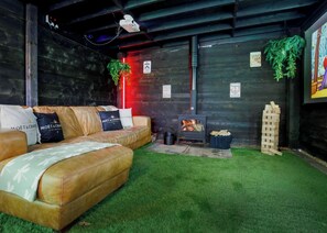 Interior - 1 bedroom accommodation in South Duffield, Nr York (South Duffield, Nr York)