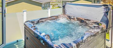 Bain à remous extérieur