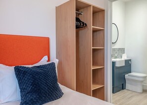 2 bedrooms, free WiFi - 2 bedroom accommodation in Orby (Orby)