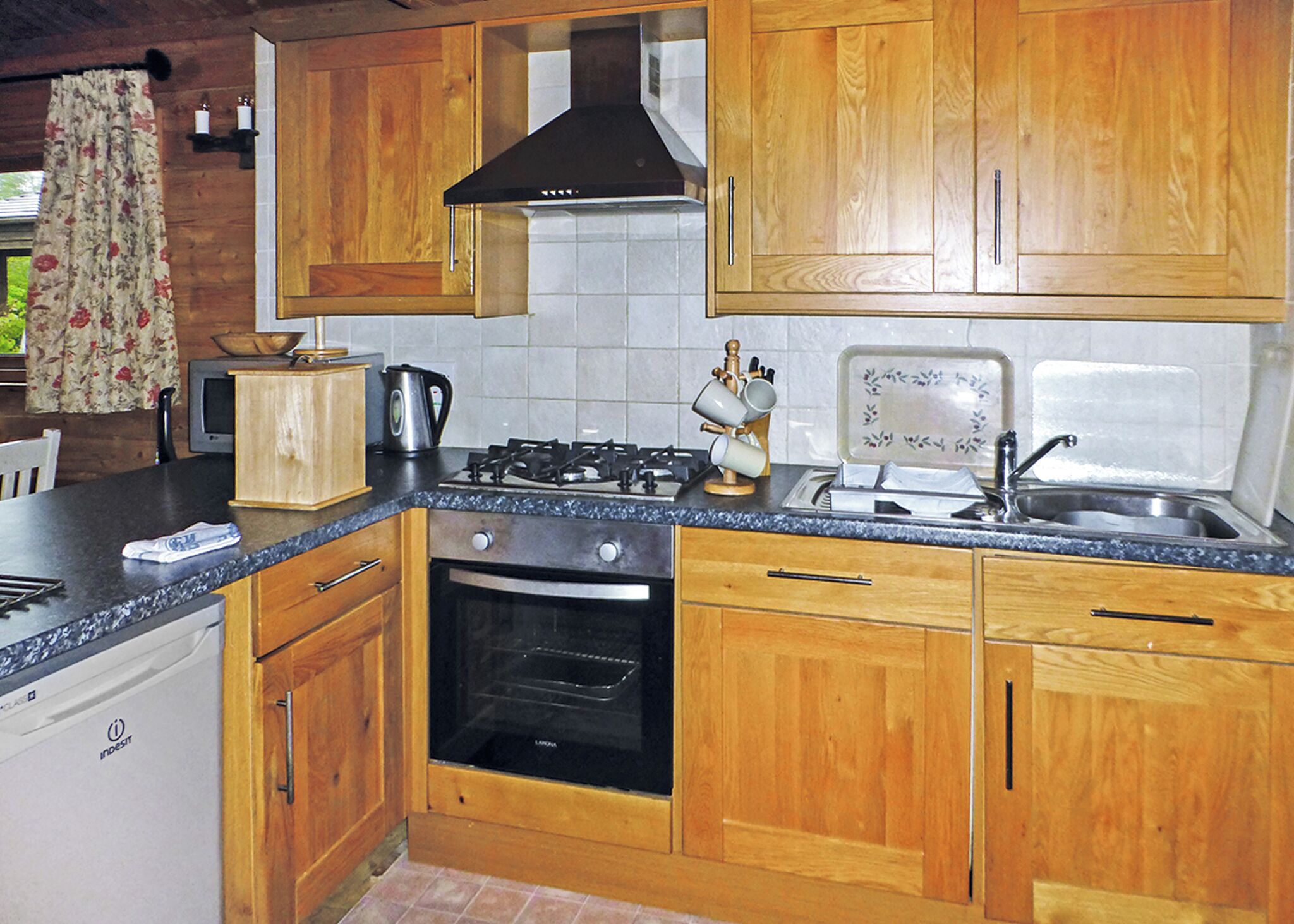 Fridge, oven, stovetop, toaster
