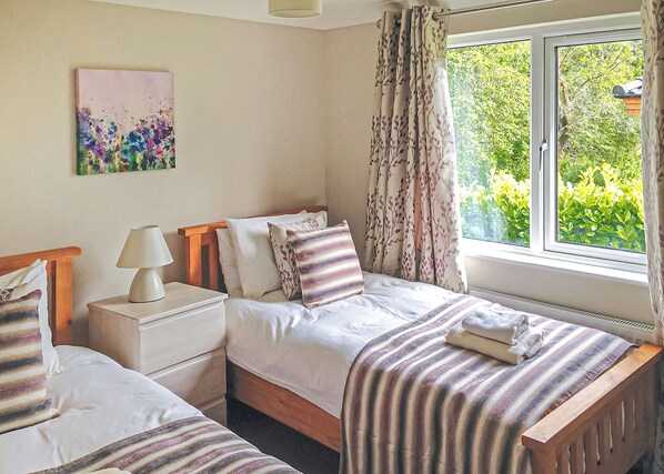 Imagen sin descripción, 1 de 5, botón