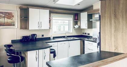 3 bedroom accommodation in Glenluce, Newton Stewart
