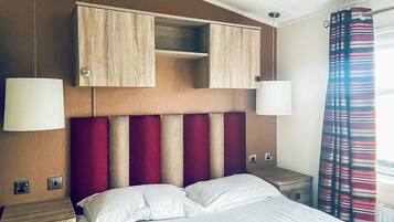 3 bedrooms, WiFi (free)