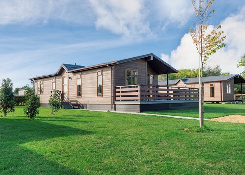 2 bedroom accommodation in Shrewsbury