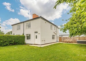 Exterior - Woodpecker Cottage 3 (Mablethorpe)