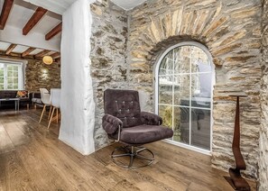 Interior - 3 bedroom accommodation in Watergate, Looe (Watergate, Looe)