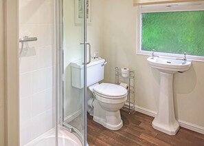 Bathroom - 1 bedroom accommodation in Easingwold (Easingwold)