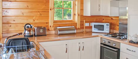 Fridge, oven, stovetop, toaster