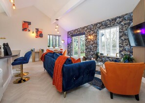 Living area - 1 bedroom accommodation in South Duffield, Nr York (South Duffield, Nr York)