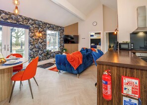 Interior - 2 bedroom accommodation in South Duffield, Nr York (South Duffield, Nr York)