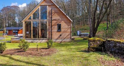 2 Schlafzimmer Unterkunft in Annbank, Ayr